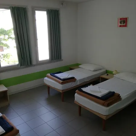 奥斯特洛多慕斯奥古斯塔阿克莱亚旅舍