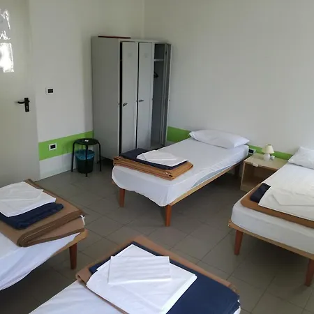 旅馆 奥斯特洛多慕斯奥古斯塔阿克莱亚旅舍 *