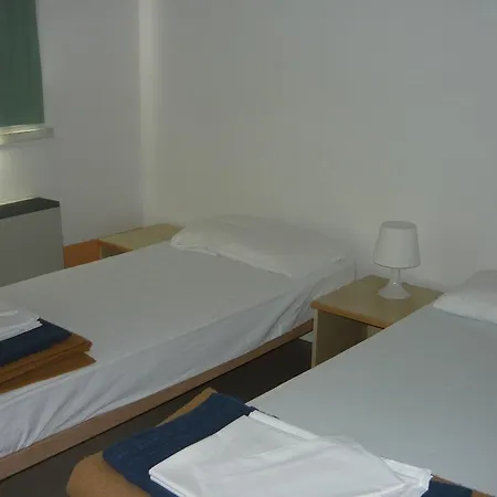 Hostel Domus Augusta