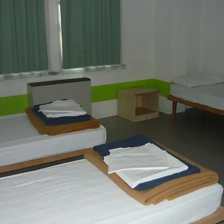 Domus Augusta Hostel Aquiléia